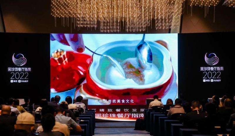 Mandy的脸书粉丝团：规模与管理